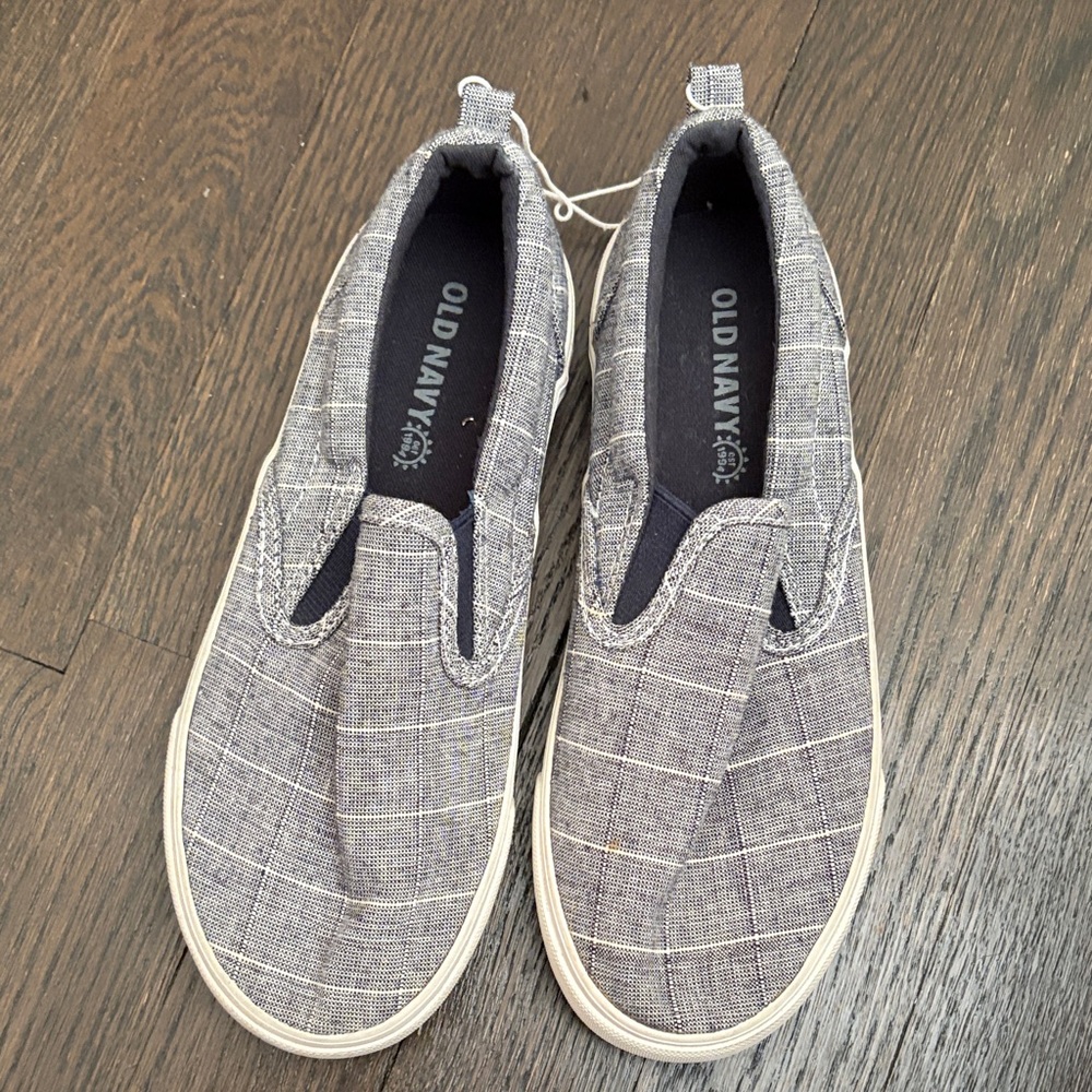 Old Navy Plaid Gray Slip-On Shoes